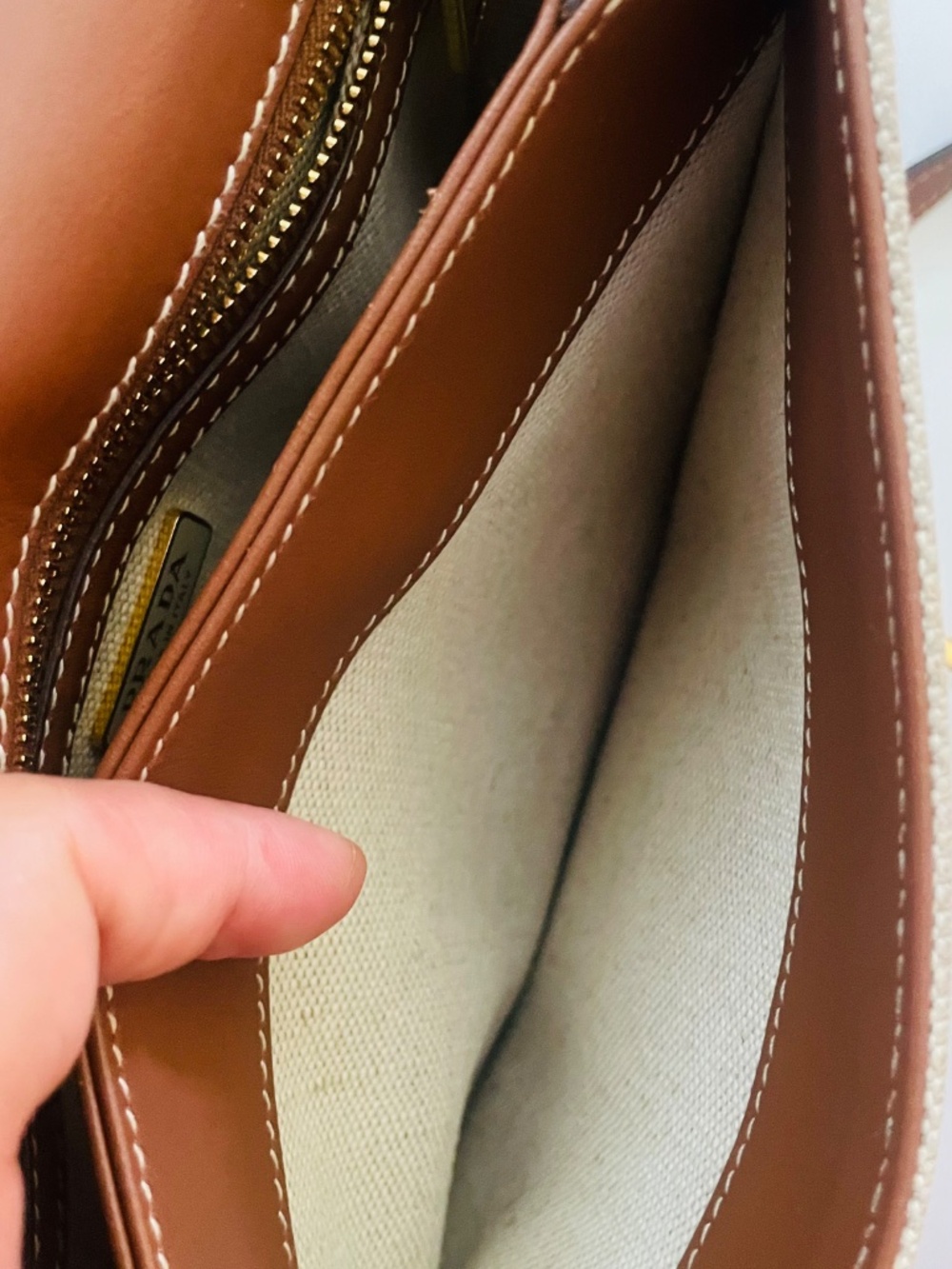 PRADA AUTHENTIC EMBLEME FLAP SHOULDER BAG - Picture 6 of 7